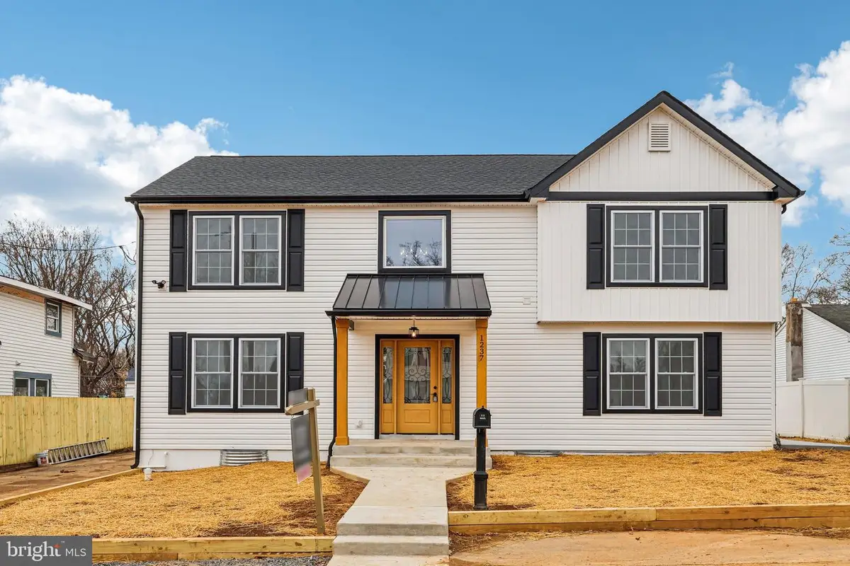 1237 Clayton Ave, Feasterville Trevose, PA 19053 - #1