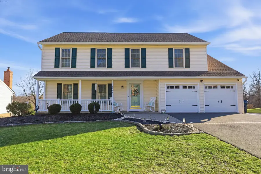 348 Burgundy Ln, Newtown, PA 18940 - #2