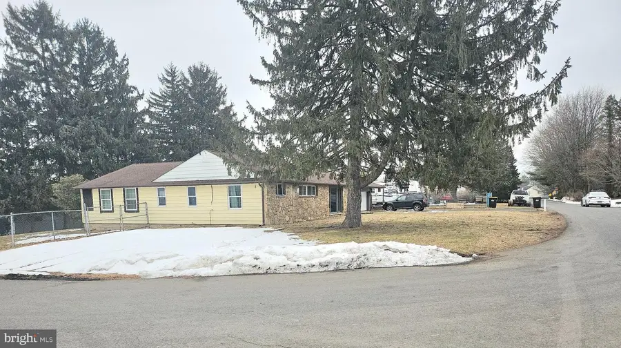 1049 Wayland Ave, Bensalem, PA 19020 - #3