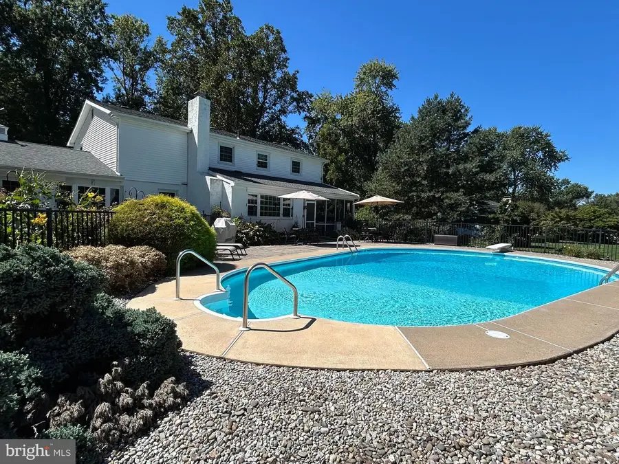 12 Pine Valley Rd, Doylestown, PA 18901 - #2