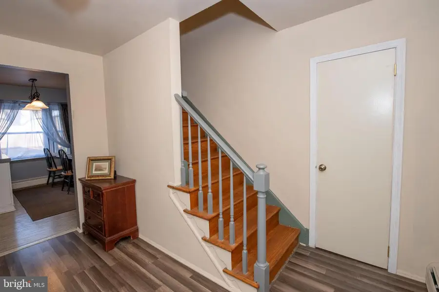 240 Clearfield Cir, Warminster, PA 18974 - #3