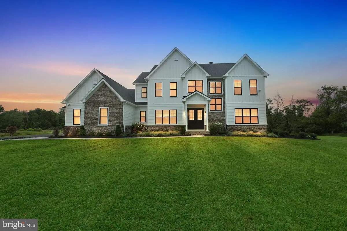 6934 Greene Meadow Ln, New Hope, PA 18938 - #1