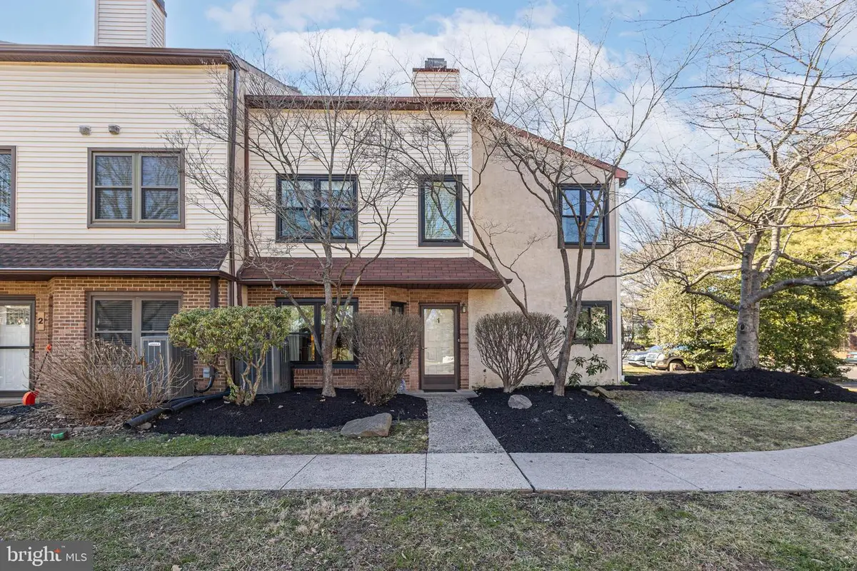 1 Heather Ct, Newtown, PA 18940 - #1