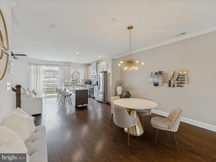 16759 River View Cir, Bristol, PA 19007 - #3