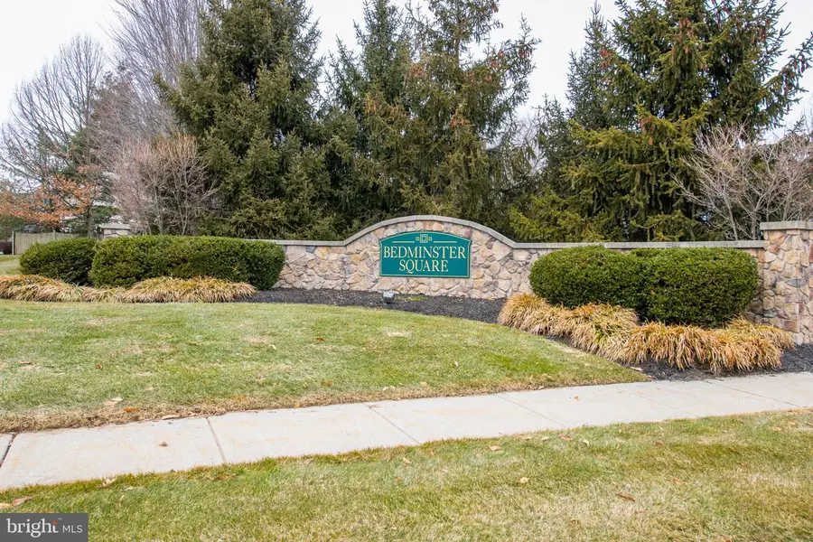 358 E Armstrong Dr, Fountainville, PA 18923 - #2