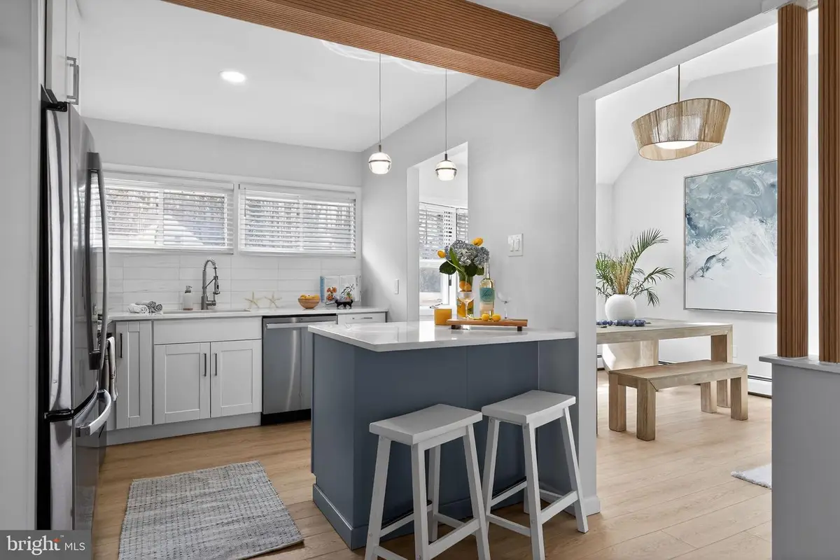 25 Ruby Ln, Levittown, PA 19055 - #1