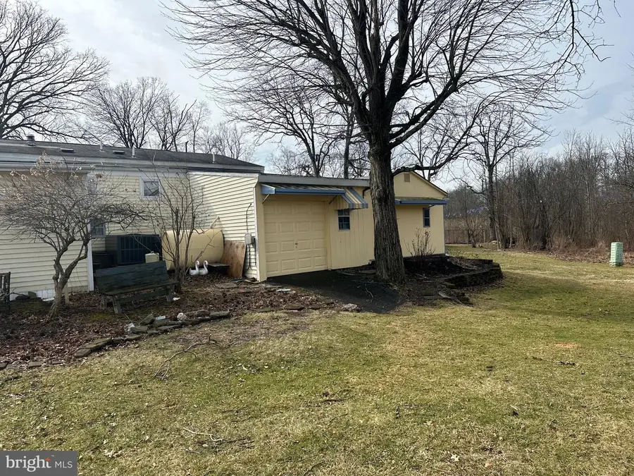 4 Holly Ter, Quakertown, PA 18951 - #2