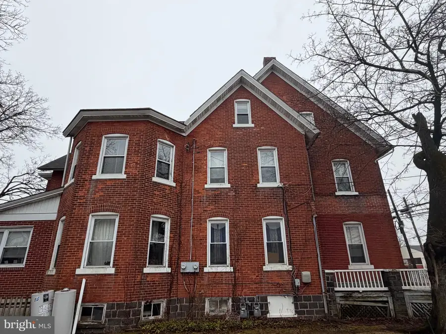 107 S Main St, Richlandtown, PA 18955 - #3