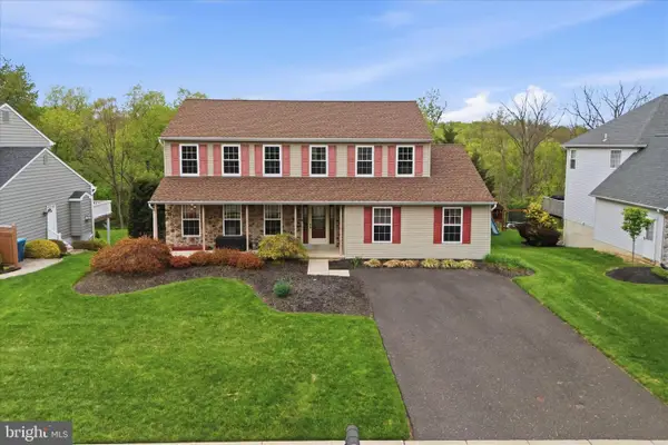 212 Red Maple Ct, CHALFONT, PA 18914