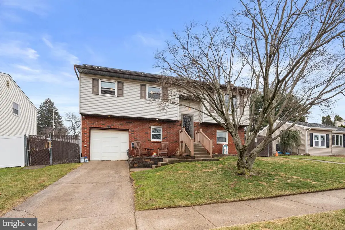 4429 Roselyn Ln, Bensalem, PA 19020 - #1