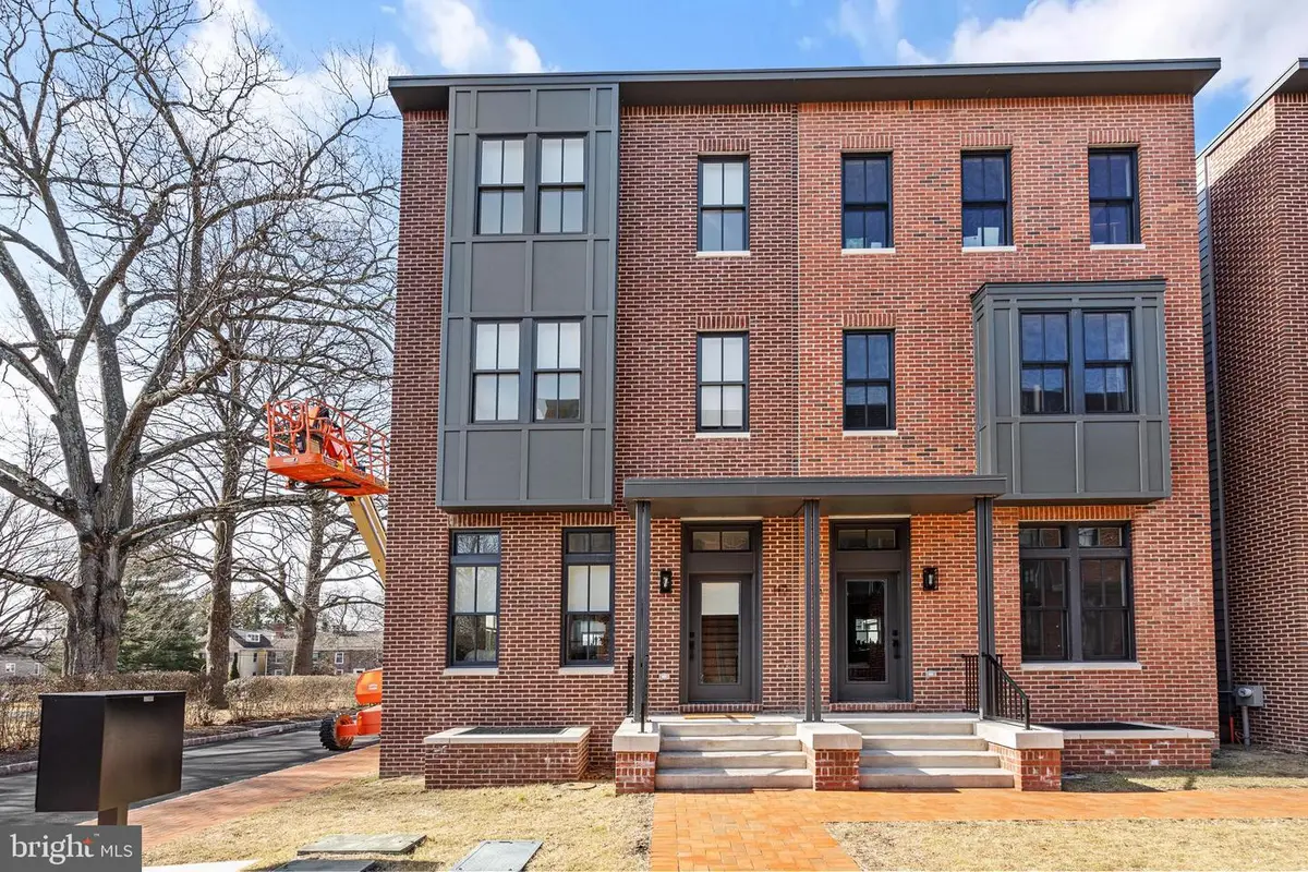 113 Thornton Ln, Newtown, PA 18940 - #1