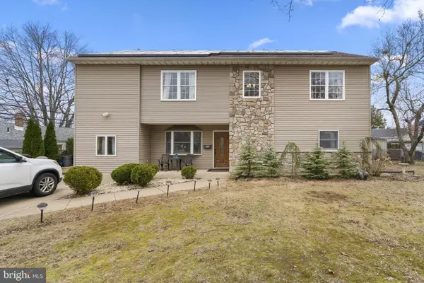 608 E Pine St, FEASTERVILLE TREVOSE, PA 19053