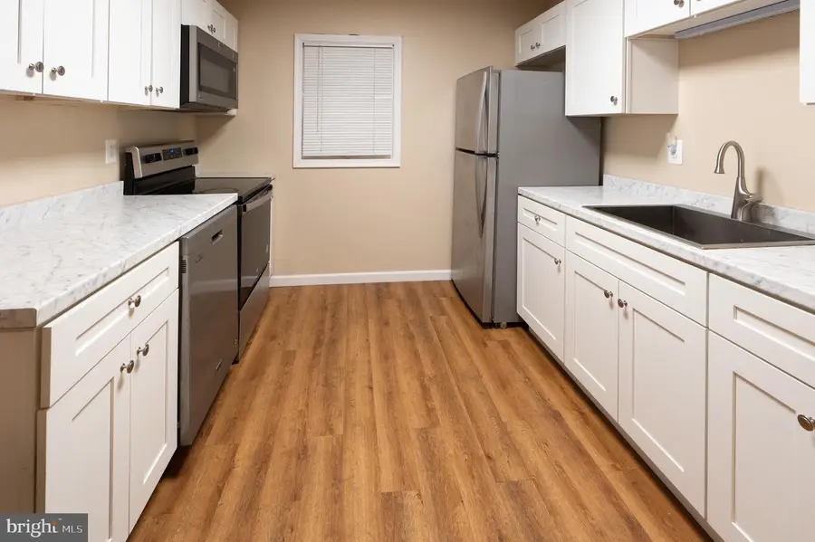 604 Trenton Rd, Fairless Hills, PA 19030 - #3