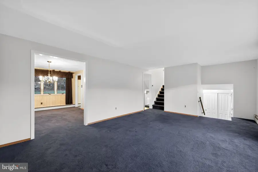 667 Lily Rd, Warminster, PA 18974 - #2