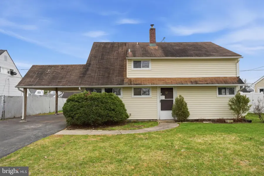 52 Inland Rd, Levittown, PA 19057 - #2