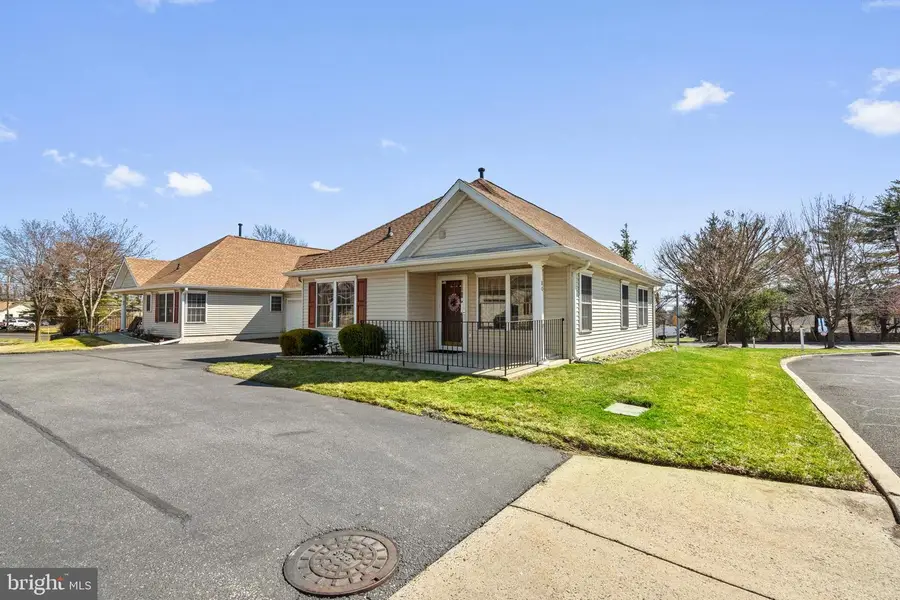 80 Avenrowe Ct, Fairless Hills, PA 19030 - #3