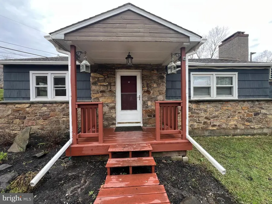 30 Duane Rd, Doylestown, PA 18901 - #2