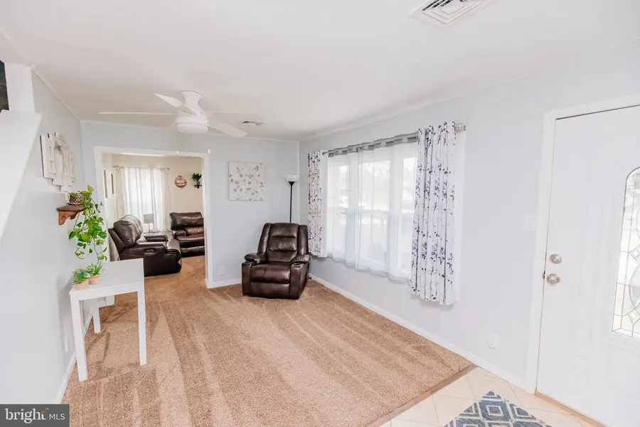 630 Beaumont Rd, Fairless Hills, PA 19030 - #2