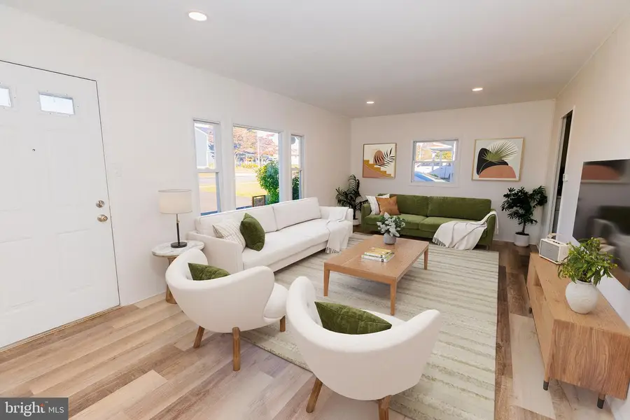 252 N Olds Blvd, Fairless Hills, PA 19030 - #2