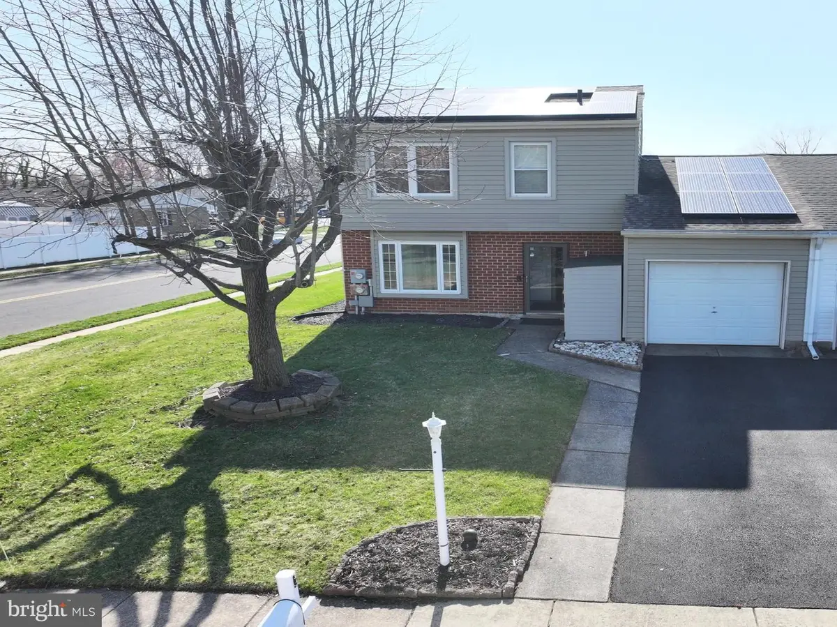 2500 Alexis Ct, Bensalem, PA 19020 - #1