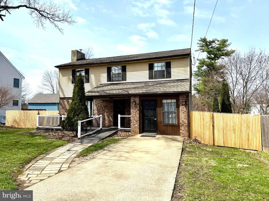 988 Baxter Ave, Bensalem, PA 19020 - #2