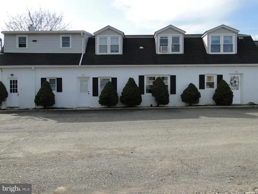 650 E Broad St, Quakertown, PA 18951 - #2