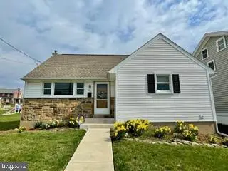 521 W Callowhill St, Perkasie, PA 18944 - #2