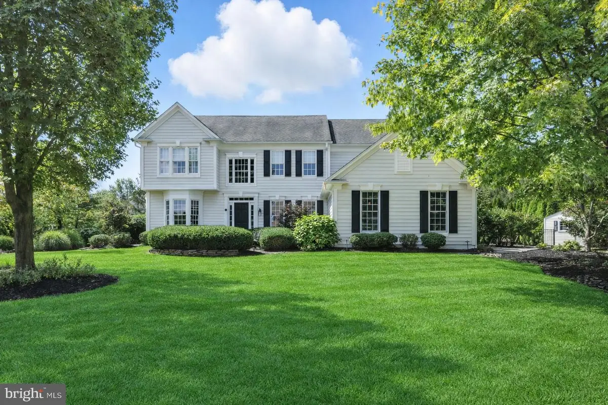 2 Eagleton Farm Rd, Newtown, PA 18940 - #1