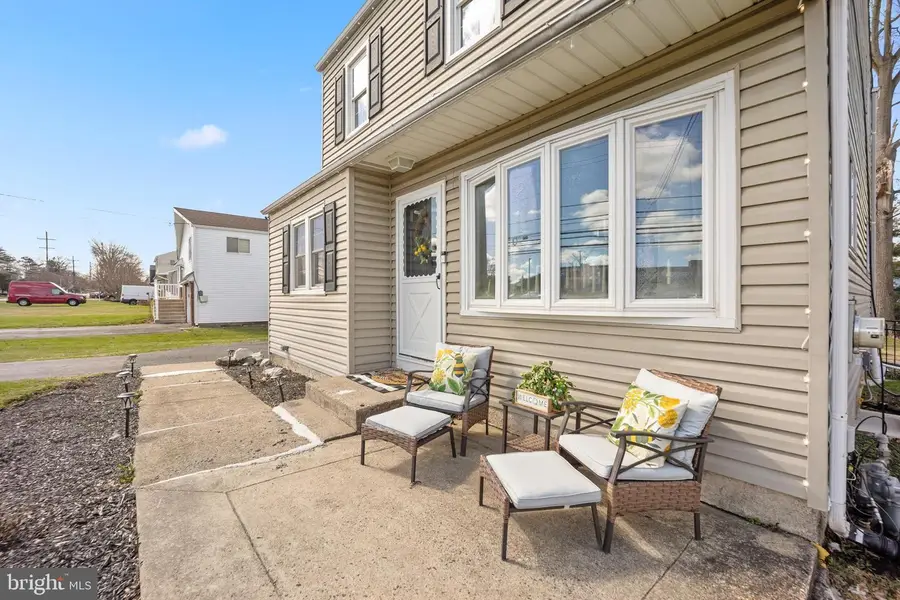 1012 Mearns Rd, Warminster, PA 18974 - #2