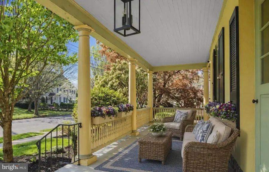 194 N Chancellor St, Newtown, PA 18940 - #2