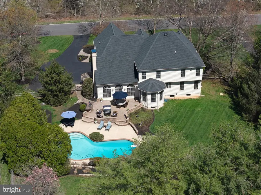 37 Alexanders Ct, Newtown, PA 18940 - #2