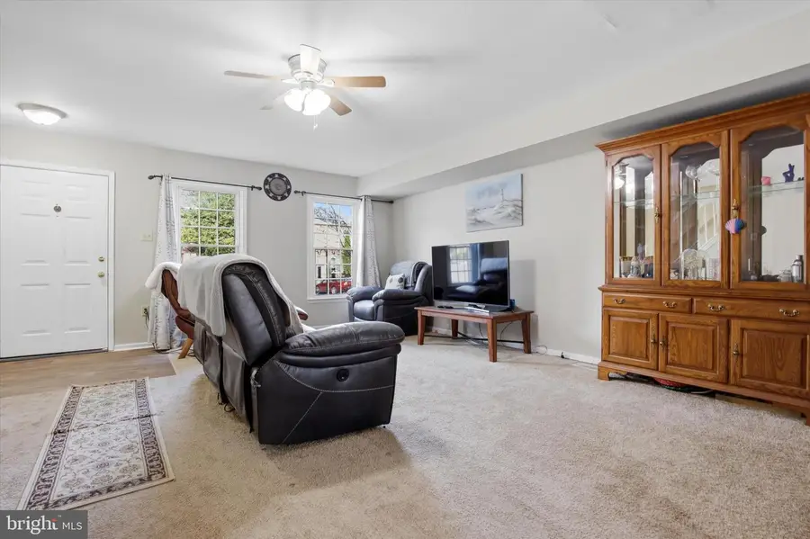 89 Providence Ave, Doylestown, PA 18901 - #2