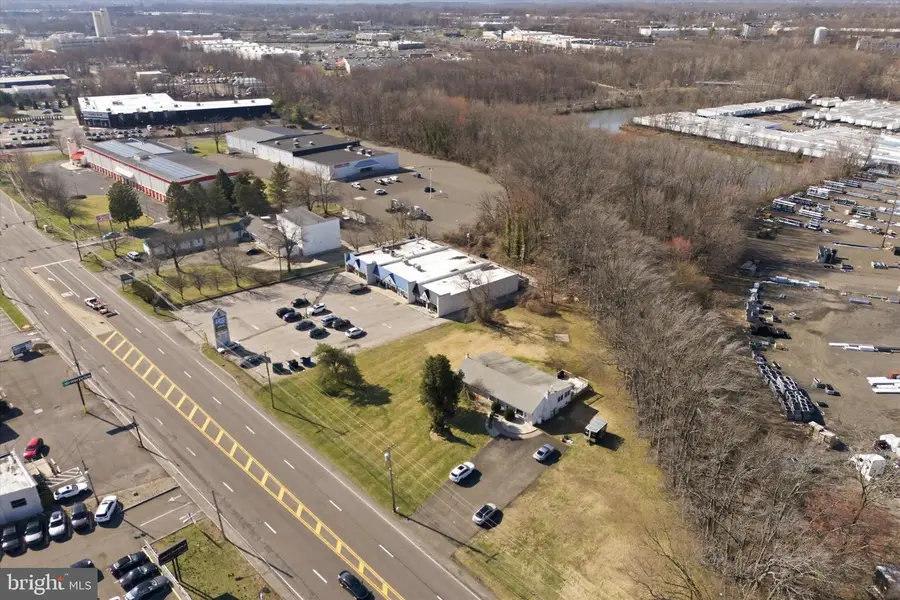 211 Lincoln Hwy, Fairless Hills, PA 19030 - #3