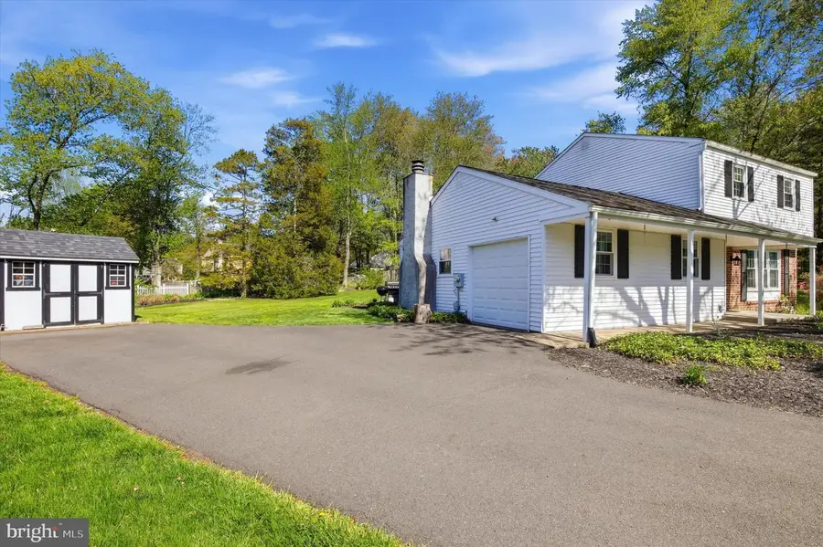 109 Richard Dr, Chalfont, PA 18914 - #3