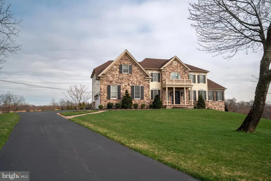 1036 Azlen Ln, Chalfont, PA 18914 - #2