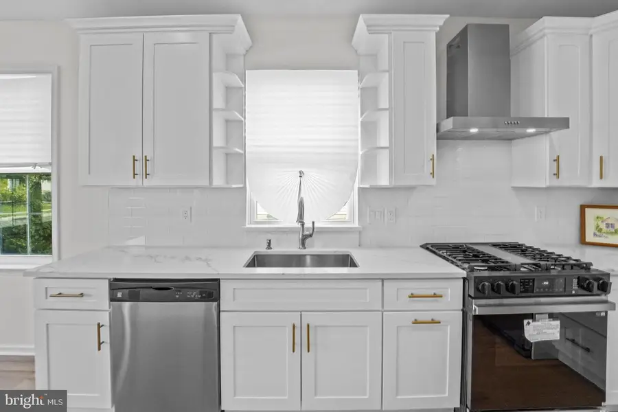 15 Lady Slipper Ln, Langhorne, PA 19047 - #3