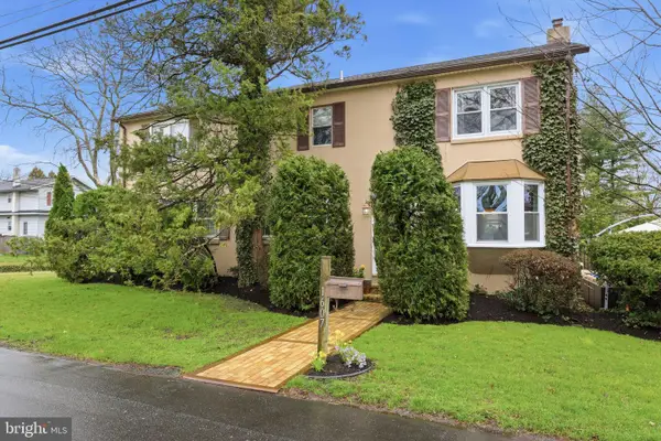 1607 Forrest Ave, FEASTERVILLE TREVOSE, PA 19053