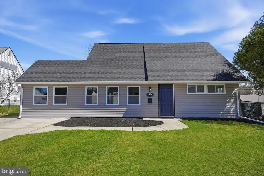 10 Macintosh Rd, Levittown, PA 19056 - #2