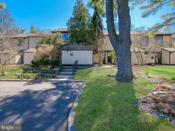 11 Eden Roc St, NEW HOPE, PA 18938