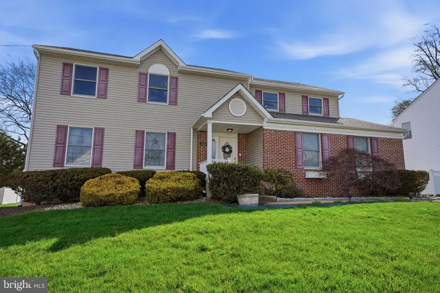 429 Grand Ave, Langhorne, PA 19047 - #2