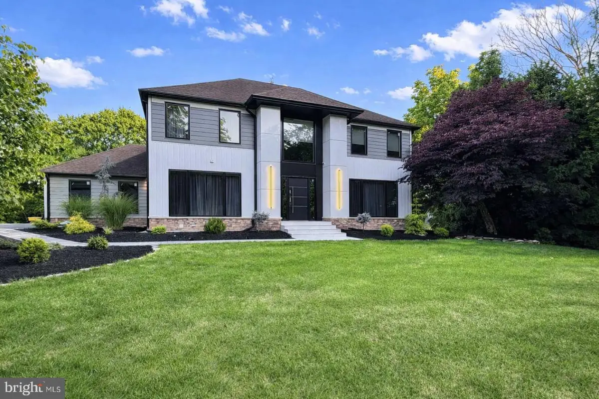 86 Wood Dr, Southampton, PA 18966 - #1