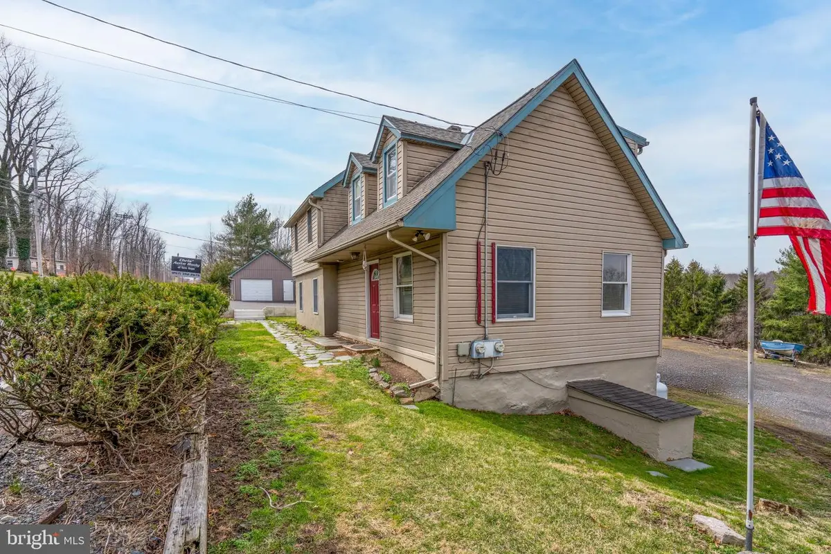 3757 Windy Bush Rd, New Hope, PA 18938 - #1