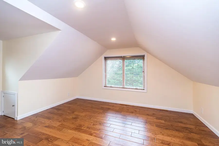 1630 Bonnie Brae Dr, Huntingdon Valley, PA 19006 - #3