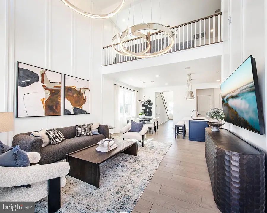 24 Oakwood Ln, Sellersville, PA 18960 - #2