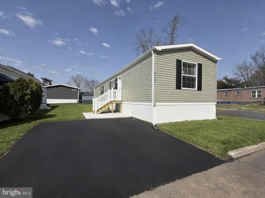 6326 Fuler Dr, Morrisville, PA 19067 - #1