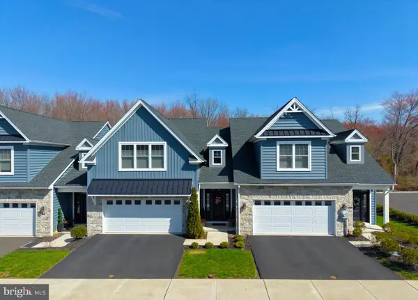 924 Holden Ct, WARMINSTER, PA 18974