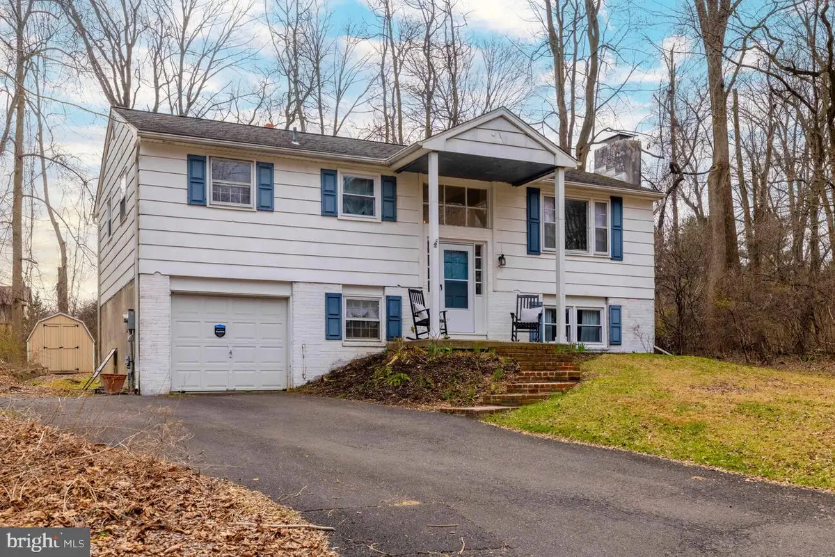 1555 Fieldwood Rd, Southampton, PA 18966 - #1