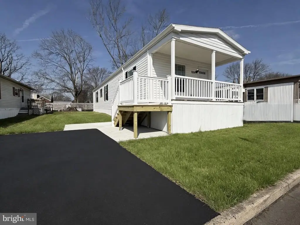 6214 Foster Dr, Morrisville, PA 19067 - #1