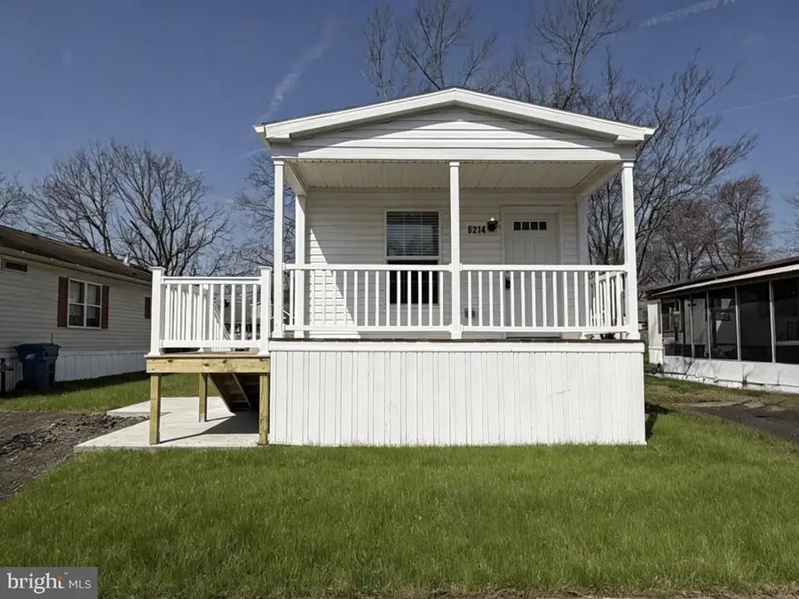 6214 Foster Dr, Morrisville, PA 19067 - #3