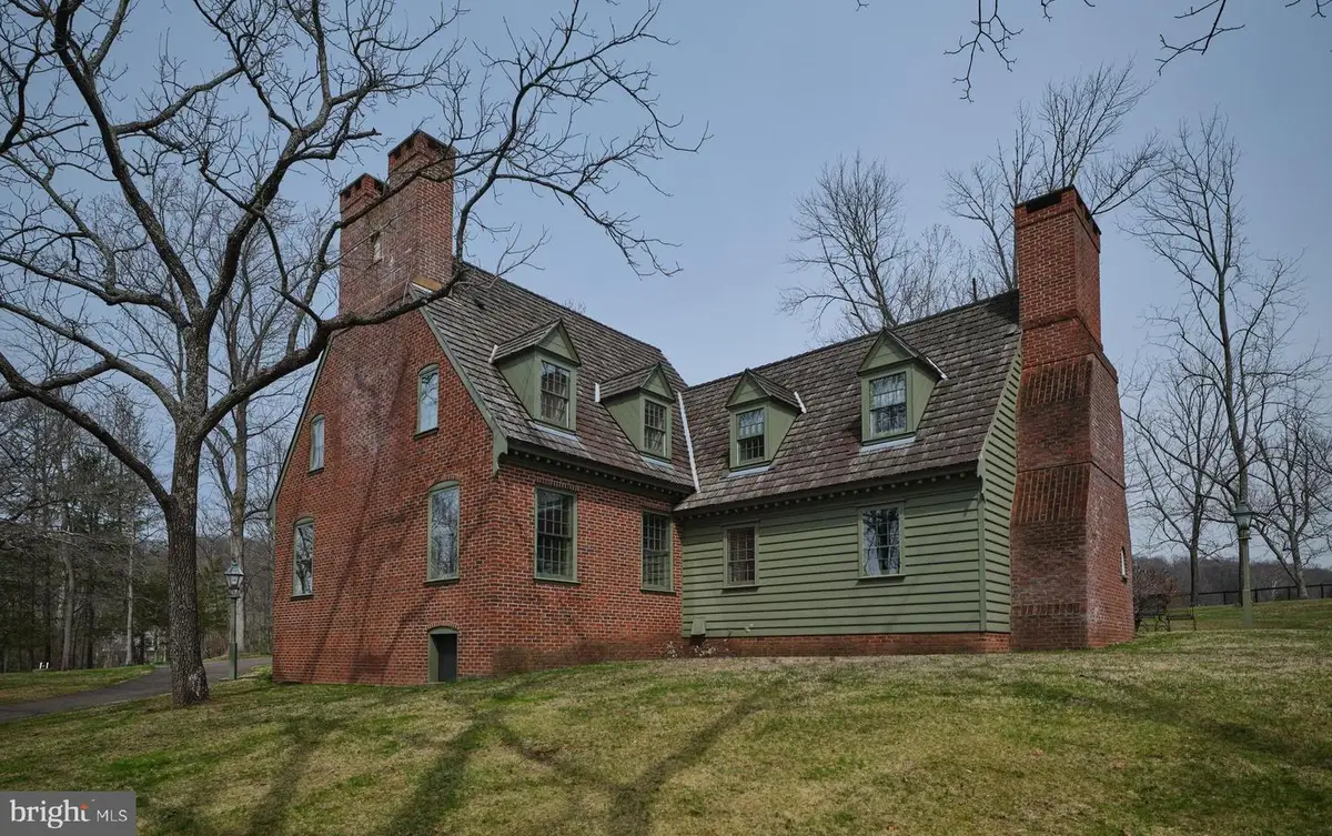 6049 Pidcock Creek Rd, New Hope, PA 18938 - #1